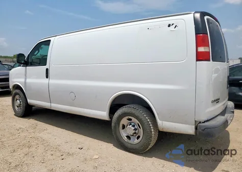 2016 Chevrolet Express G2500 из США, поврежденный, VIN 1GCWGAFF3G1228084